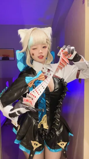 小瑶幺幺 琳妮特自拍版 [53P]
